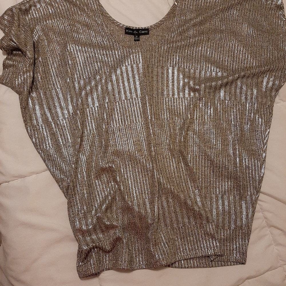 Women's M shiny Kim & Cami blouse